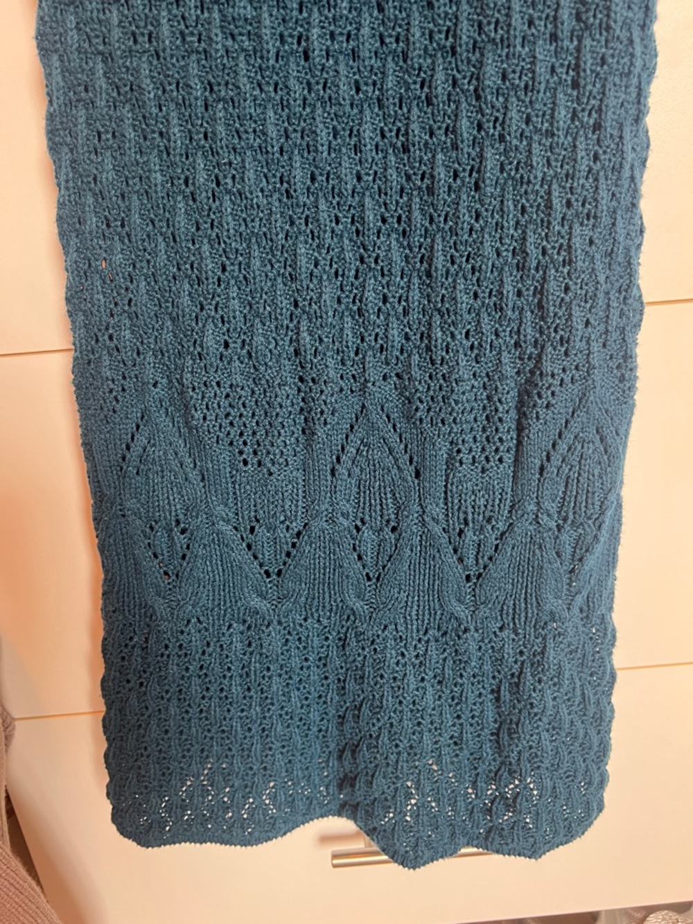 Sleeveless Teal Knit Maxi Dress with V-Neck - Picture 3 of 7